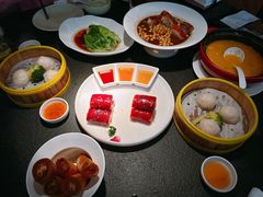 -蝴蝶里·粤菜·点心(滨江龙湖店)