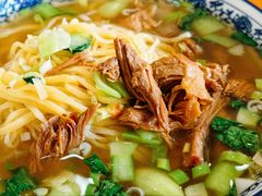 加肉骨汤面-竹青胶东摔面(黄岛开发区店)