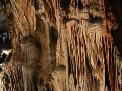 -波斯托伊纳溶洞