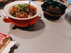 -有红鸡毛店·川菜(建设路店)