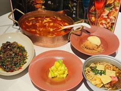 -沿途四季·云南菜·诗酒茶(蓝色港湾店)