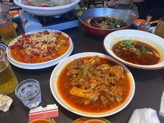 -川流不息·地道川菜·小龙虾(松东路店)