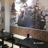 一家有特色的好吃的果酱烧烤店喔
