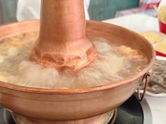 -毛辣果·贵州红酸汤牛肉火锅(西单店)