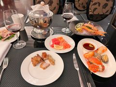 -圣丰索菲特·2 On 988 Café 自助餐厅