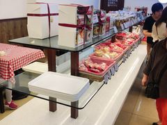 自助取餐区-红宝石·鲜奶小方·海派西点房(浦三店)