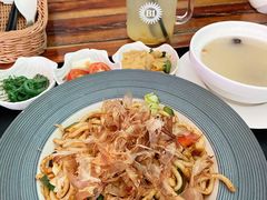 海鲜炒乌冬面-JUKEBOX玖部音乐餐厅(华侨城店)