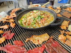 -小辣椒火盆烧烤(温泉南街店)