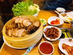 -喇喇排骨火锅·传统韩式脊骨汤(望京西园总店)