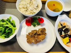 -玥禧月子会所·英协路店