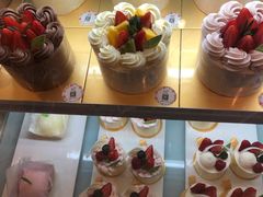 -花花卷卷·鲜食蛋糕(静安久光百货店)
