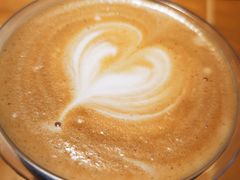 一厂拿铁-长颈鹿咖啡(大学路店)