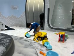 -MINI MARS KIDS CLUB亲子家庭中心(杨浦黄兴店)