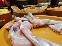 -龍歌自助小火锅(市南金茂湾店)