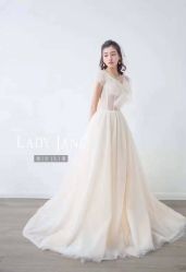 -Lady  Jane高端婚纱礼服馆