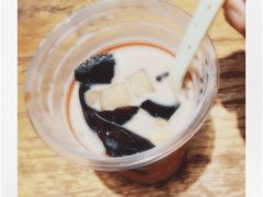 -八婆婆烧仙草(曾厝垵店)