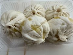 牛肉红萝卜包子-胡家包子·清真(大众巷店)