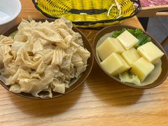 -黔三一夺夺粉酸汤火锅(百信店)