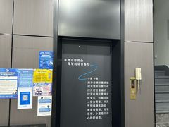 -丽辰酒店(深圳翻身地铁站店)
