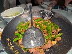 -费大厨辣椒炒肉(高铁吾悦广场店)