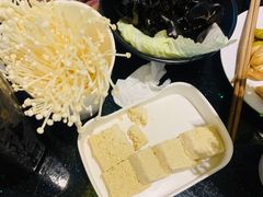 -鼎盛山海火锅(北戴河刘庄夜市老虎石浴场店)