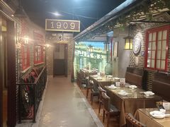 -东口码头·烧鸽子·鱼头泡饼·地方菜(金鹰悦城店)