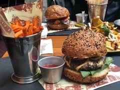 -FAT COW(虹梅路店)