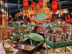 大堂-老滇山寨•云南特色菜•地方菜•民族风情歌舞表演(金碧店)