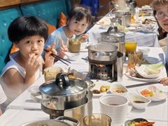 -领鲜活海鲜榴莲自助火锅(东门店)