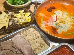 -洱火云南酸菜牛肉火锅(石景山当代商城店)