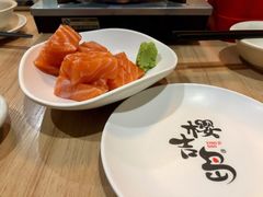 三文鱼刺身-樱吉岛寿喜锅(肇嘉浜路店)