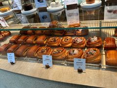 -VERIE BAKEHOUSE