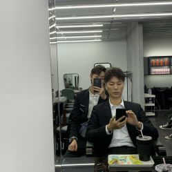 -诗悦发型SALON·圣罗兰店