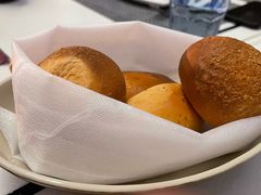 面包篮-小莫餐厅And More Restaurant西餐(北京展览馆店)