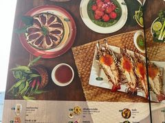 -Chom Cafe and Restaurant