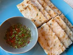 煎莲藕虾饼-半山腰·云南菜(侨福芳草地店)
