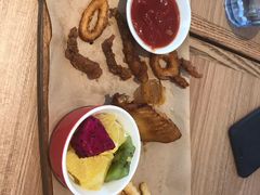 -必胜客(WOW象山涌金广场店)