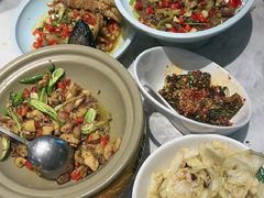 -绿草地·湘菜(酃湖师院店)