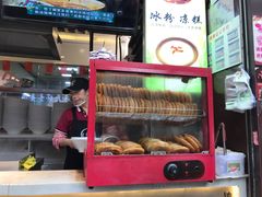 -钟方模白家肥肠粉(春熙店)
