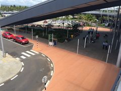 -西沃古尔·拉姆古兰爵士国际机场