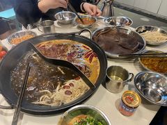 -憨铁匠老火锅(龙岗万科里店)