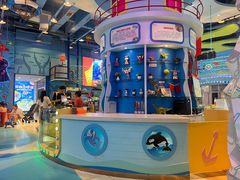 -鸿通城购物中心