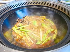 -锅老头海鲜铁锅炖