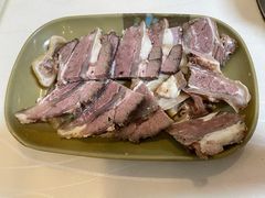 崩沙牛腩-胡须佬鸡煲四季火锅(龙珠大道店)