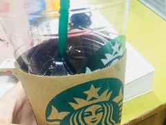-星巴克(西安曲江银泰店)