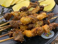 -啊美丽炭火烤肉(滑翔一店)