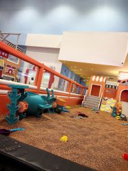 -乐多星球潮玩中心(沈阳嘉里城店)