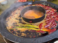 -黄潇洒老火锅(九眼桥宏济巷店)