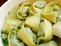 -潘国仙耳光馄饨(黄家阙路店)