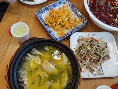 -品鲜村农家菜·阳澄湖大闸蟹(总店)